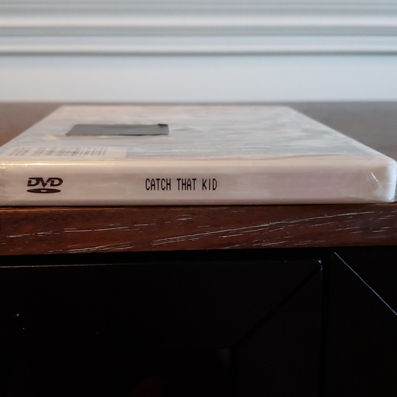 New! Original Packaging! Catch That Kid (DVD, 2004, Widescreen/Full-Screen) NEW! - Picture 3 of 4